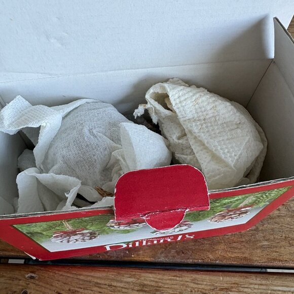 Dillard’s Trimmings Set Of 4 Animals In Pinecone Ornaments Wood Christmas - Picture 3 of 10